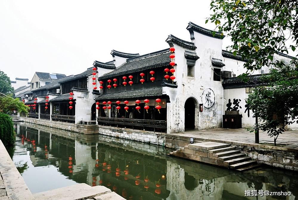 时尚男孩救援